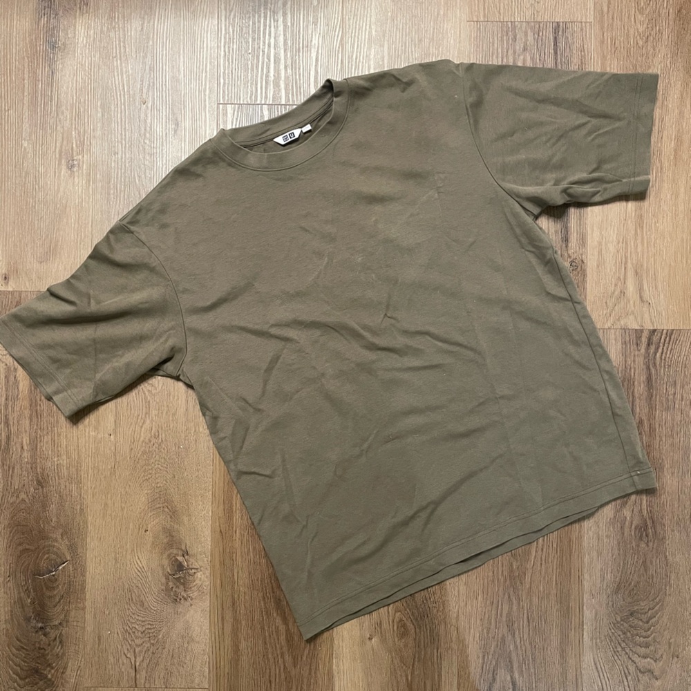 Uniqlo Airism Oversized Tee